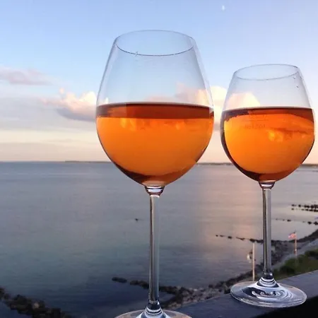 Pearl With Sea View Comfortable Vacation Großenbrode