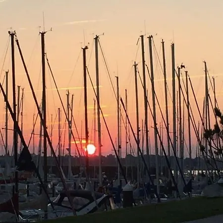 Pearl With Sea View Comfortable Vacation * Großenbrode